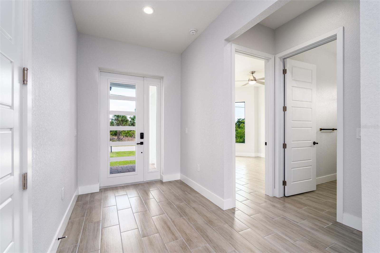 178 LIME TREE PARK, ROTONDA WEST, FL — photo 10