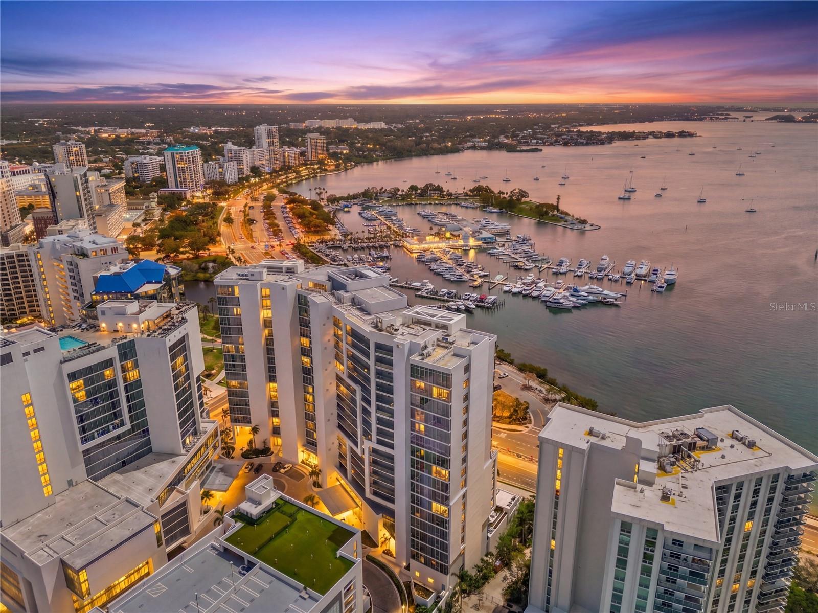 1155 N GULFSTREAM AVE #306, SARASOTA, FL