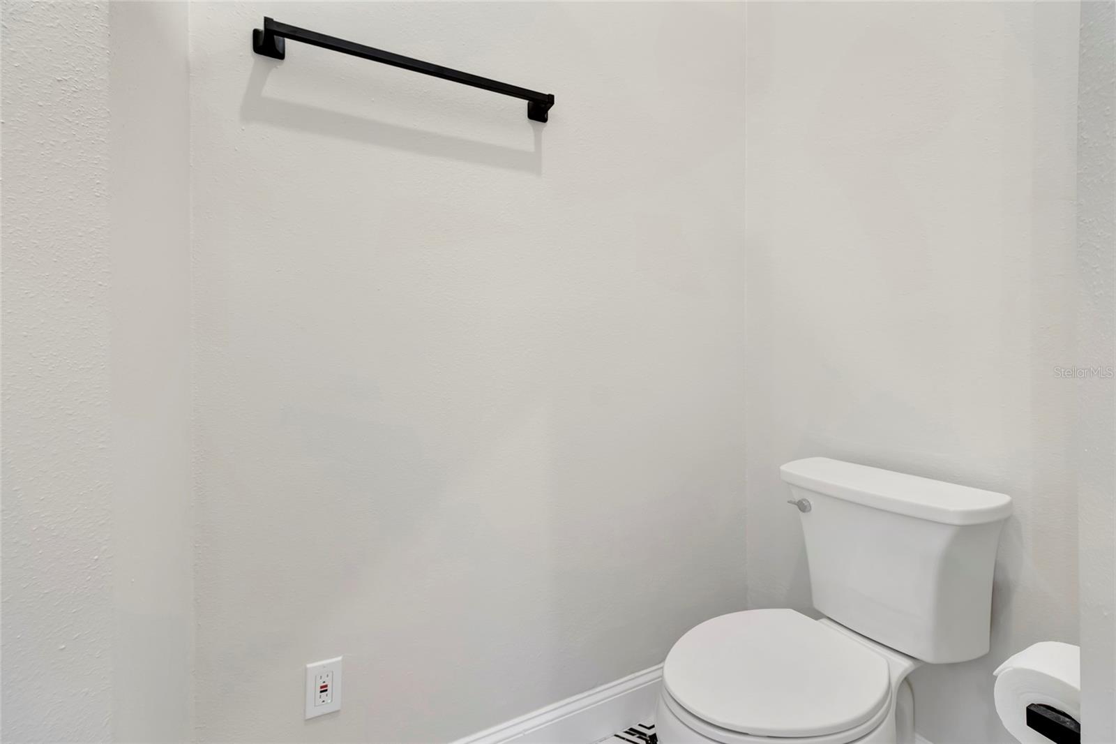 1215 LAKESHORE DR, EUSTIS, FL — photo 42