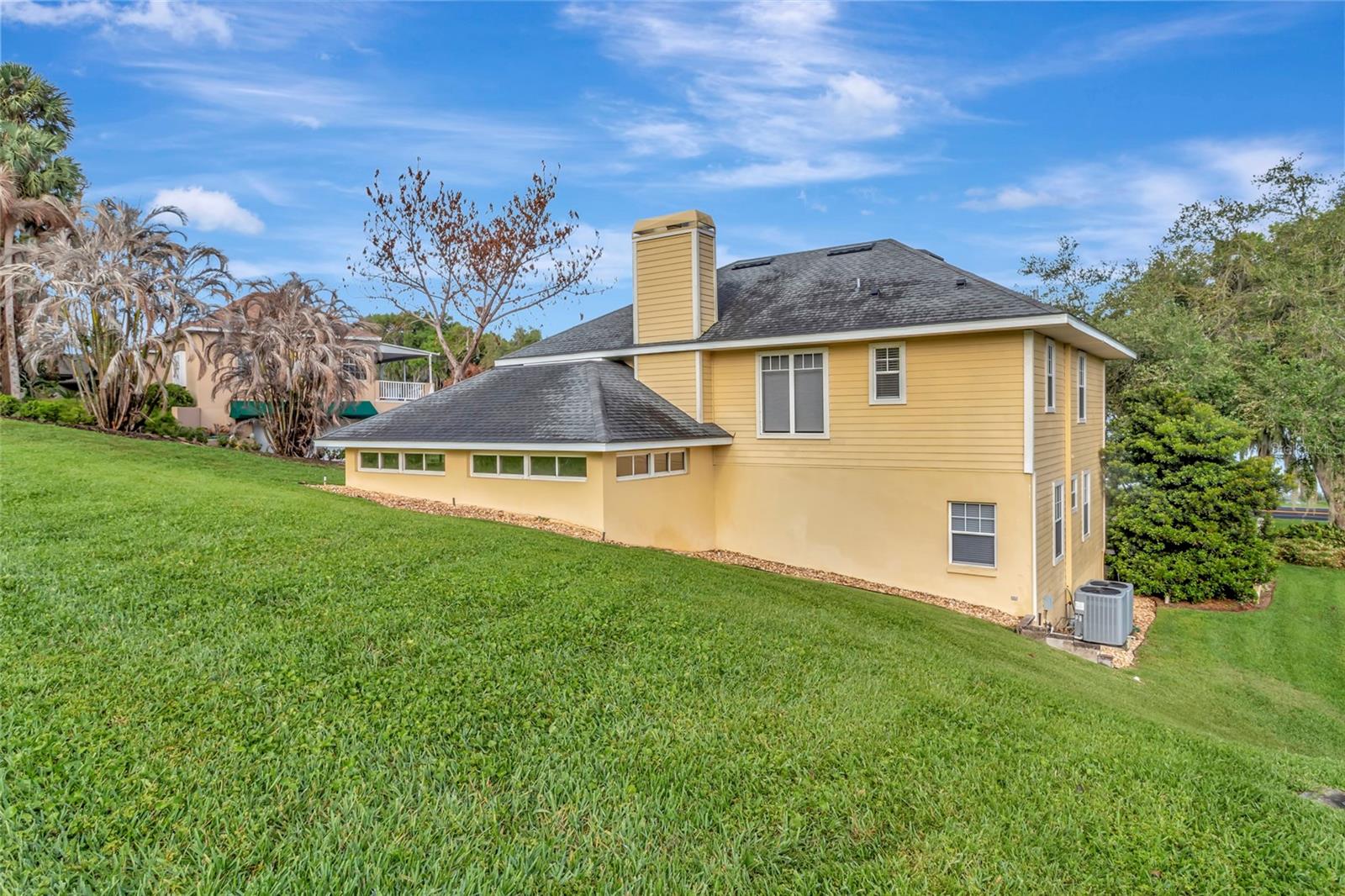 1215 LAKESHORE DR, EUSTIS, FL — photo 110