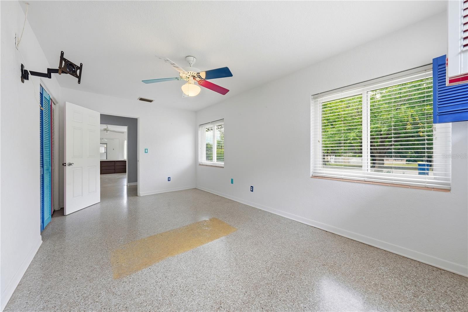 126 E MAGNOLIA AVE, HOWEY IN THE HILLS, FL — photo 56