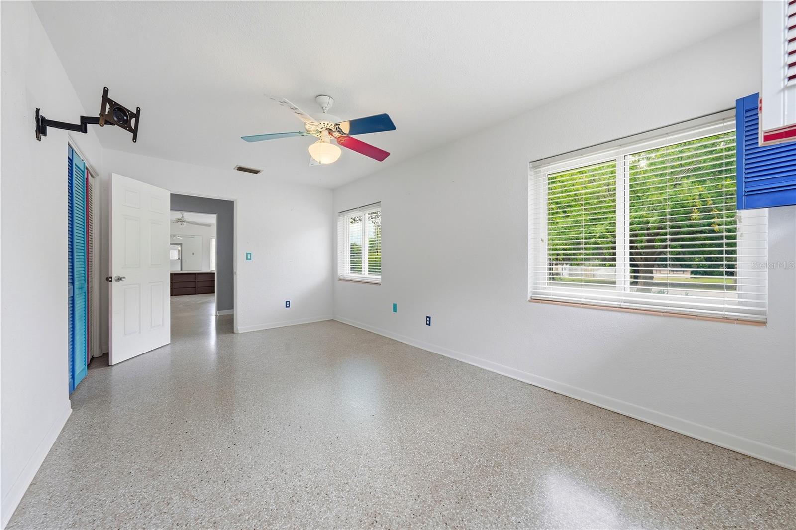 126 E MAGNOLIA AVE, HOWEY IN THE HILLS, FL — photo 58