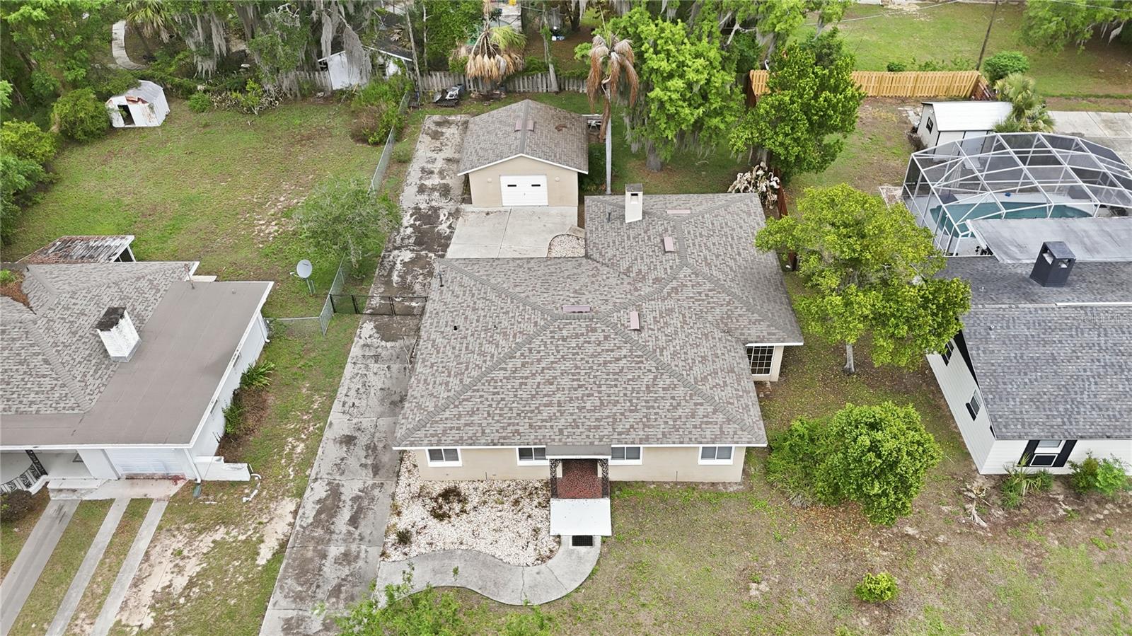126 E MAGNOLIA AVE, HOWEY IN THE HILLS, FL — photo 90
