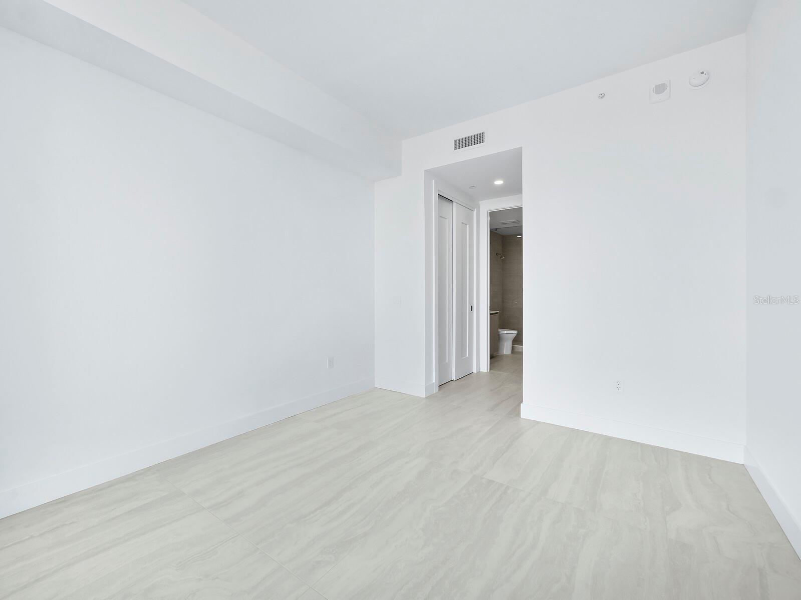 301 QUAY COMMONS #1003, SARASOTA, FL — photo 25