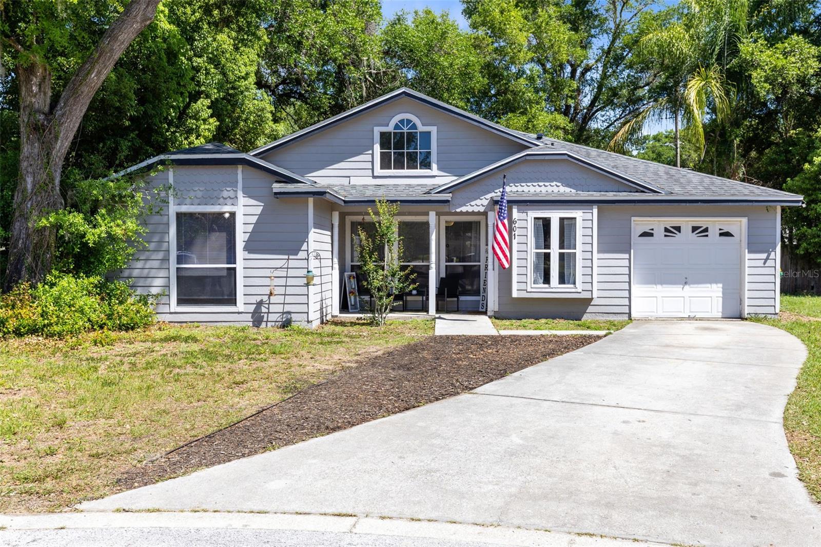 601 ARLINGTON CT, EUSTIS, FL — photo 4