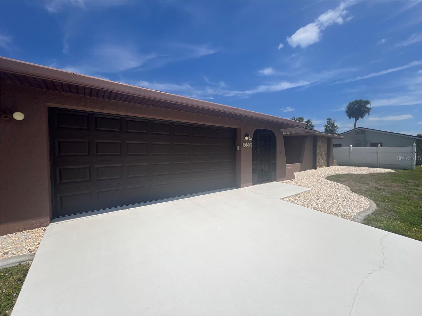 21212 BURKHART DR, PORT CHARLOTTE, FL — photo 2