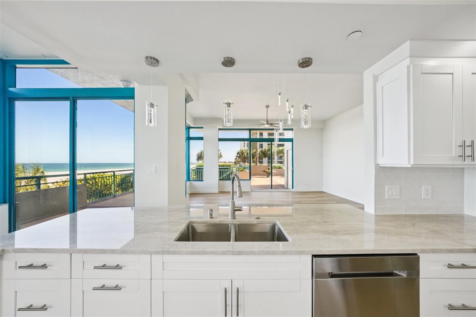 1520 GULF BLVD #202, CLEARWATER BEACH, FL — photo 7