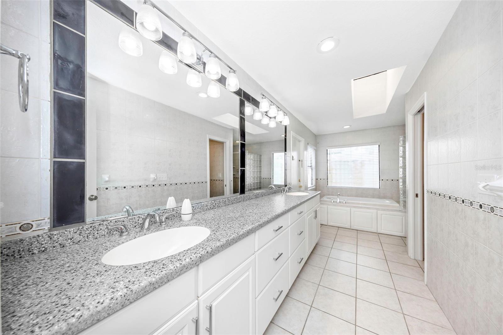 3334 BRIAN RD N, PALM HARBOR, FL — photo 24