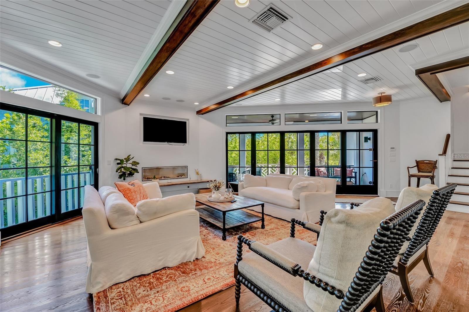 103 PARK AVE, ANNA MARIA, FL — photo 8