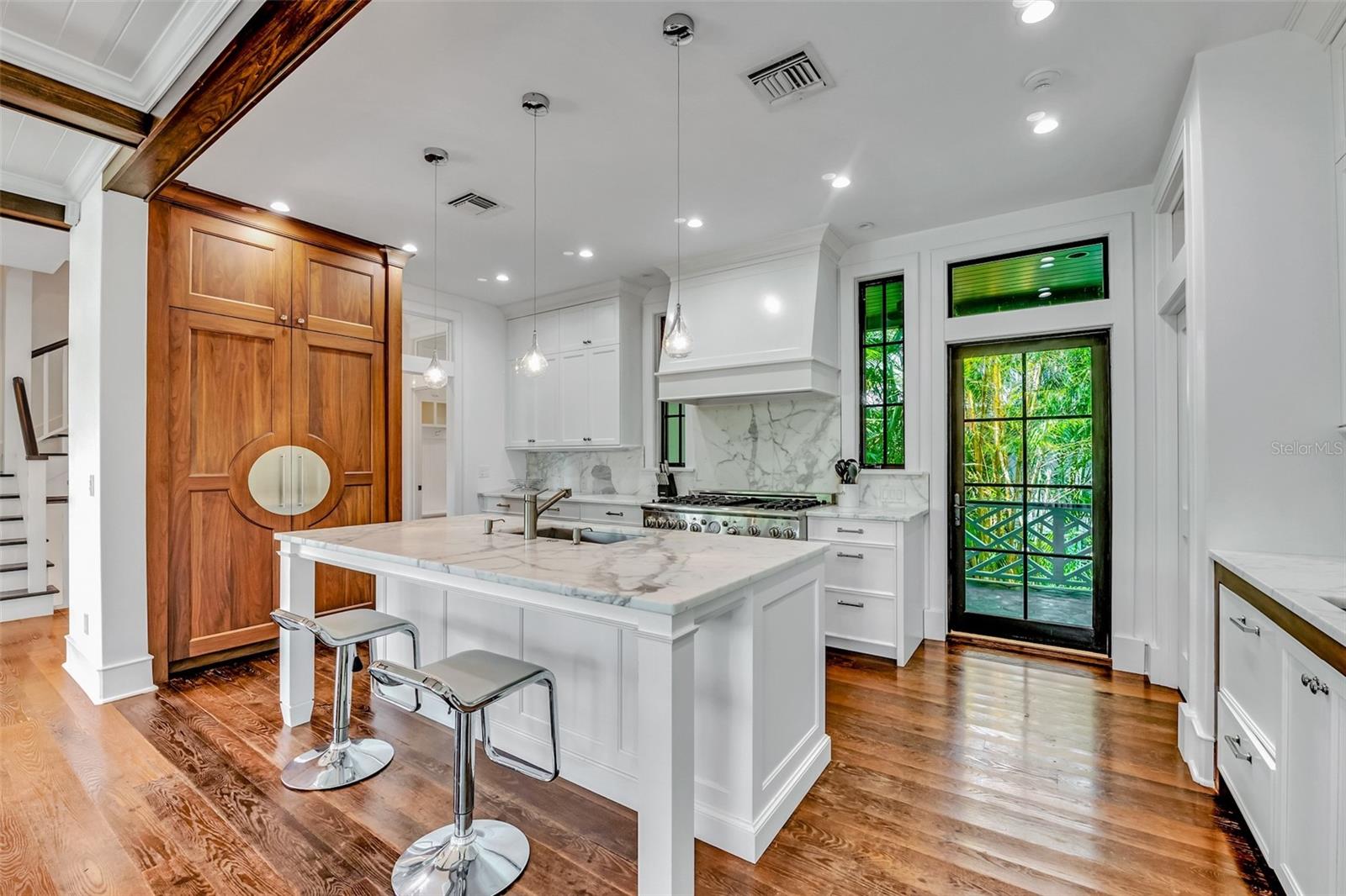 103 PARK AVE, ANNA MARIA, FL — photo 13