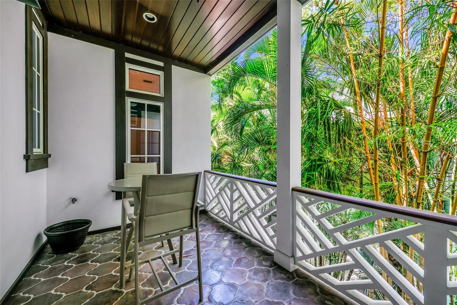 103 PARK AVE, ANNA MARIA, FL — photo 32