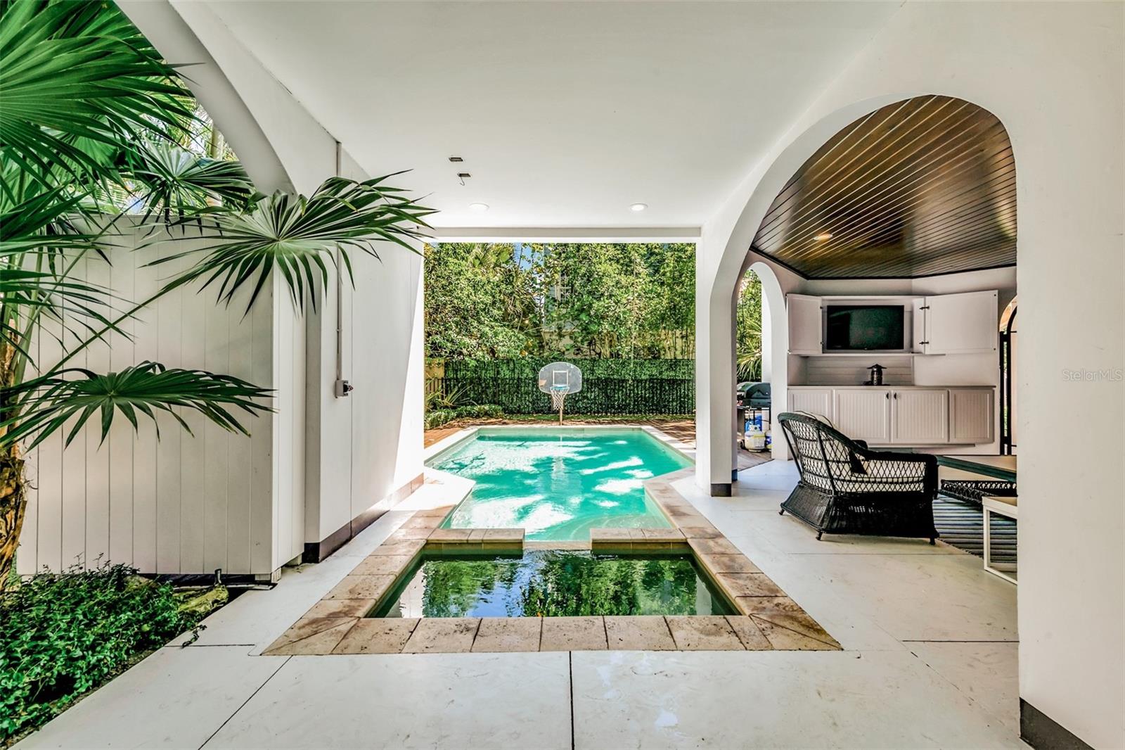 103 PARK AVE, ANNA MARIA, FL — photo 49