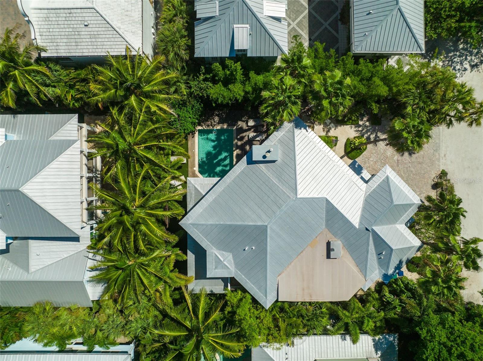 103 PARK AVE, ANNA MARIA, FL — photo 61