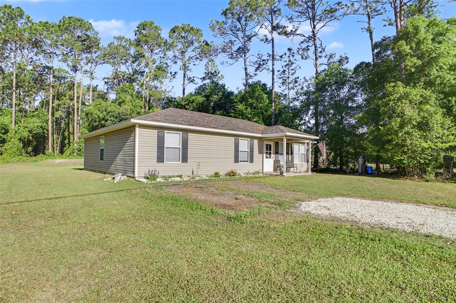 1886 LAUREL AVE, BUNNELL, FL