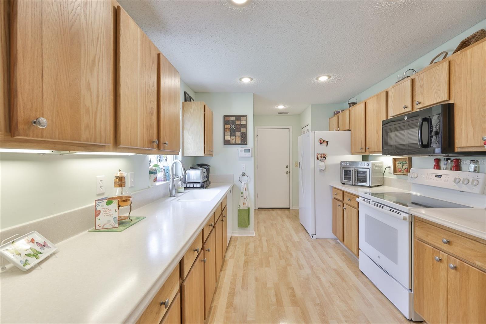 2305 OLIVE BRANCH DR, SUN CITY CENTER, FL — photo 31