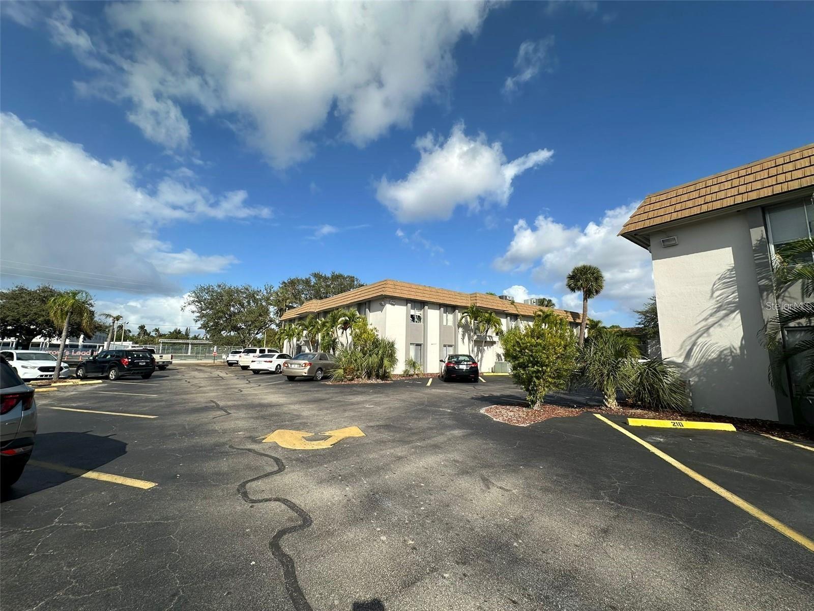 1830 MARAVILLA AVE #502, FORT MYERS, FL — photo 20