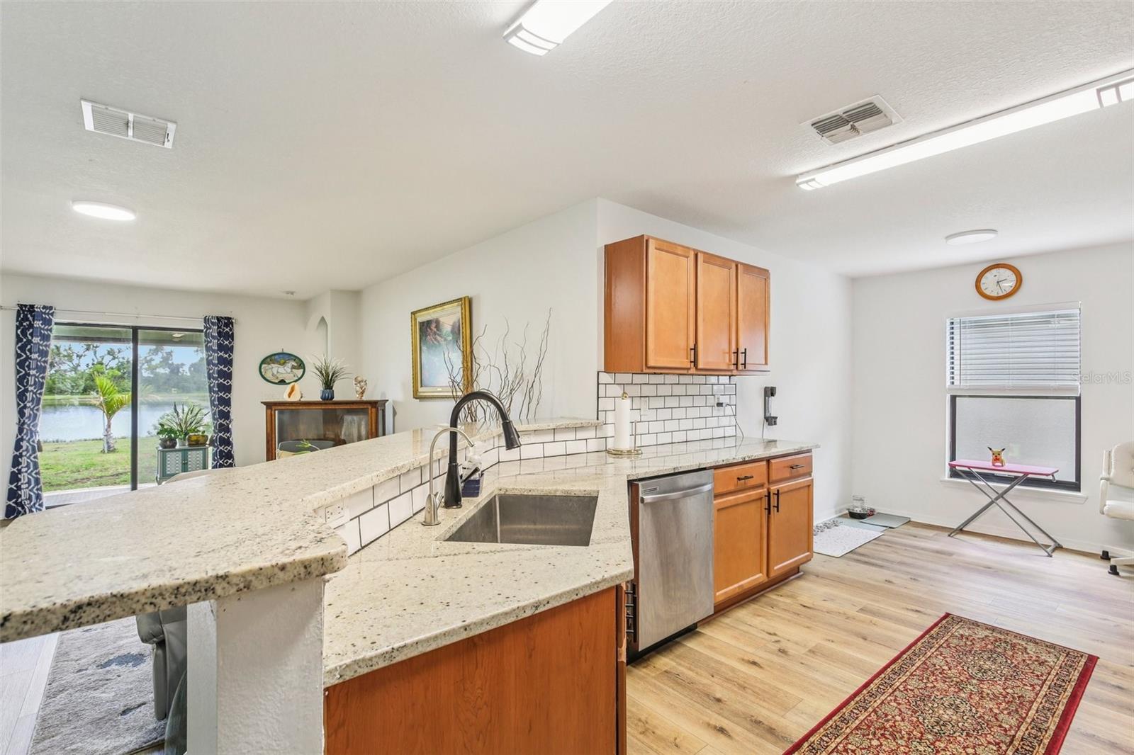636 CHATHAM WALK DR, RUSKIN, FL — photo 9