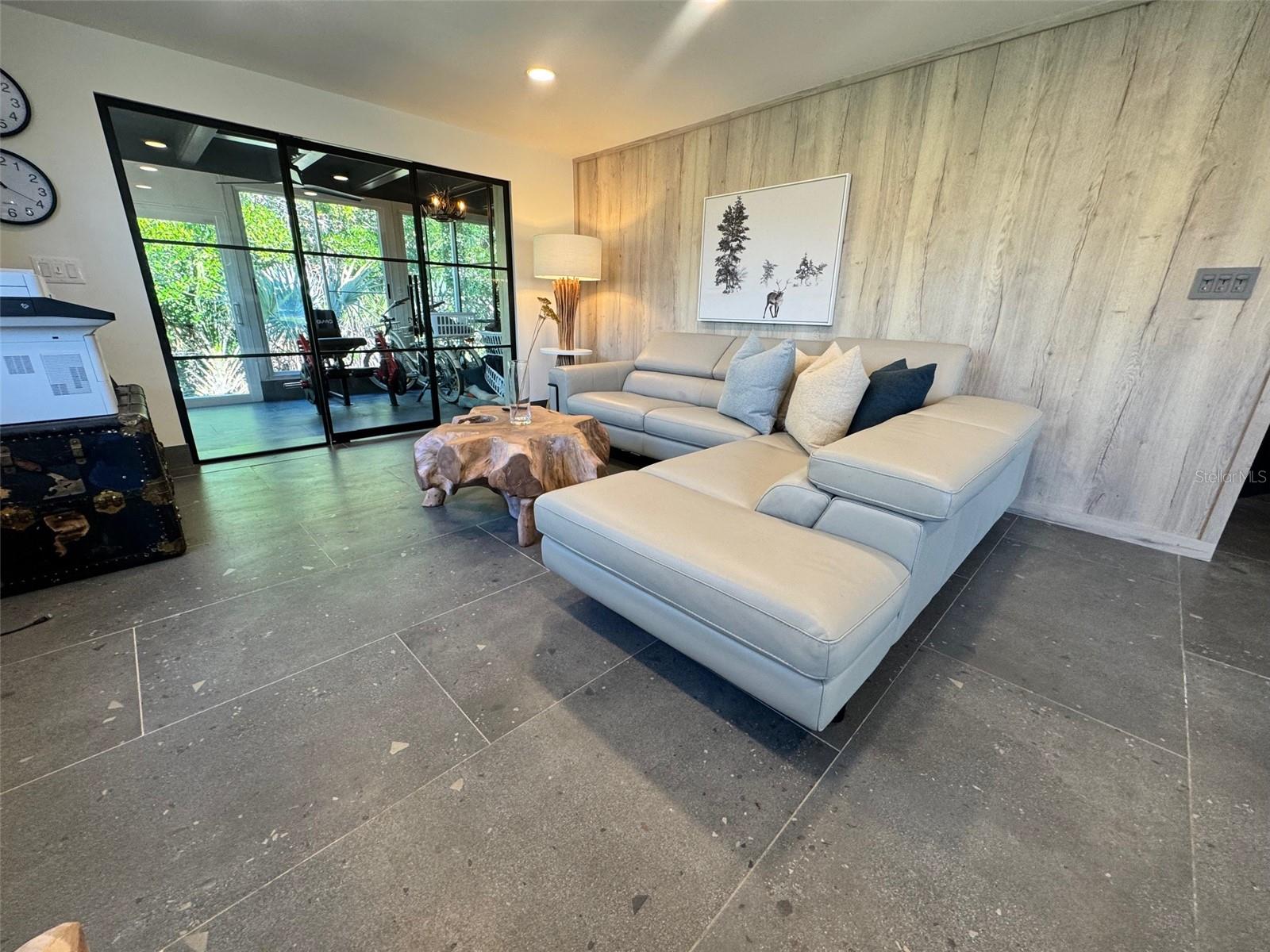 541 SPANISH DR N, LONGBOAT KEY, FL — photo 8