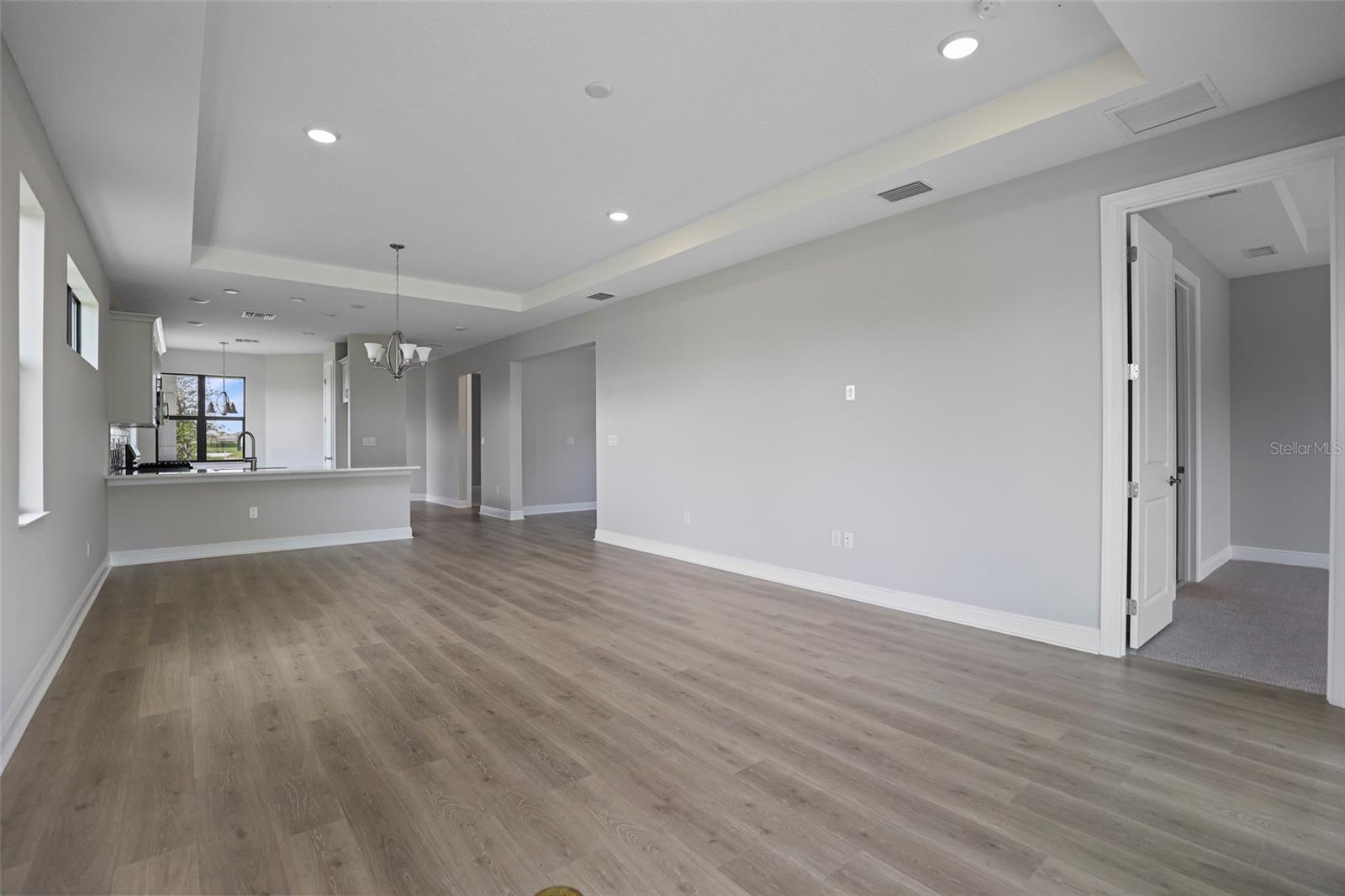 18340 ROCKPORT PL, LAKEWOOD RANCH, FL — photo 4