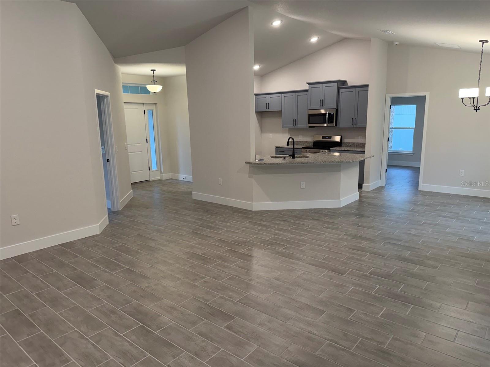 20237 NAVAJO LN, PORT CHARLOTTE, FL — photo 6