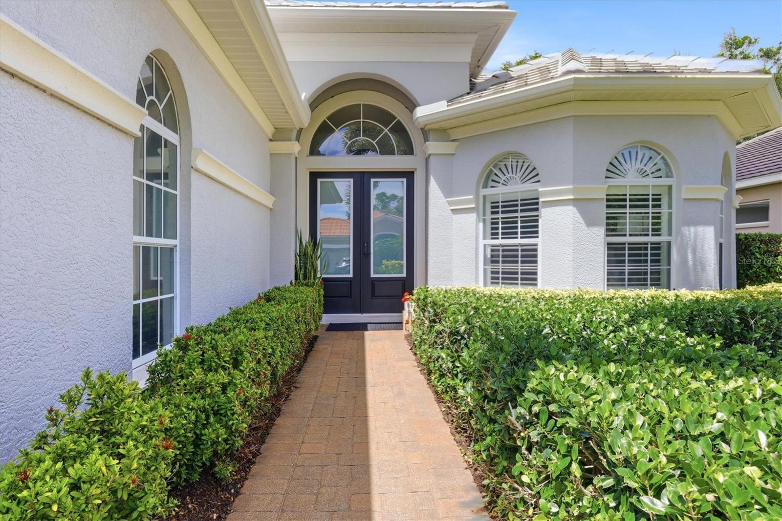 12323 THORNHILL CT, LAKEWOOD RANCH, FL — photo 4