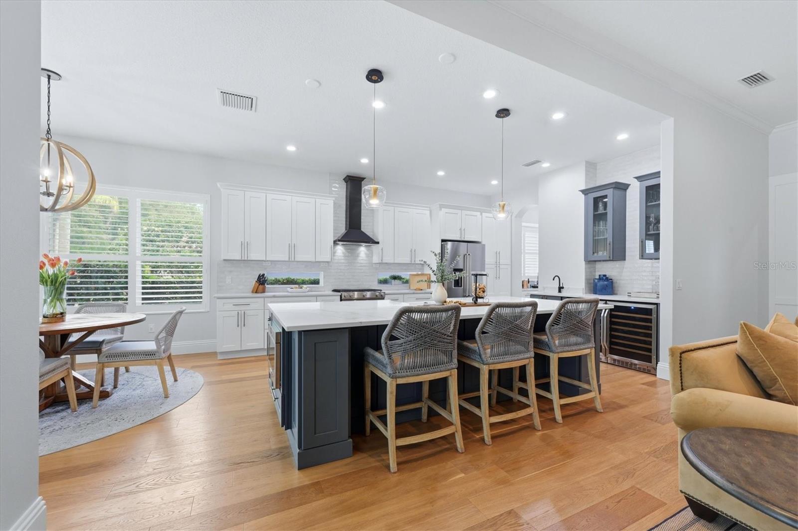 12323 THORNHILL CT, LAKEWOOD RANCH, FL — photo 9