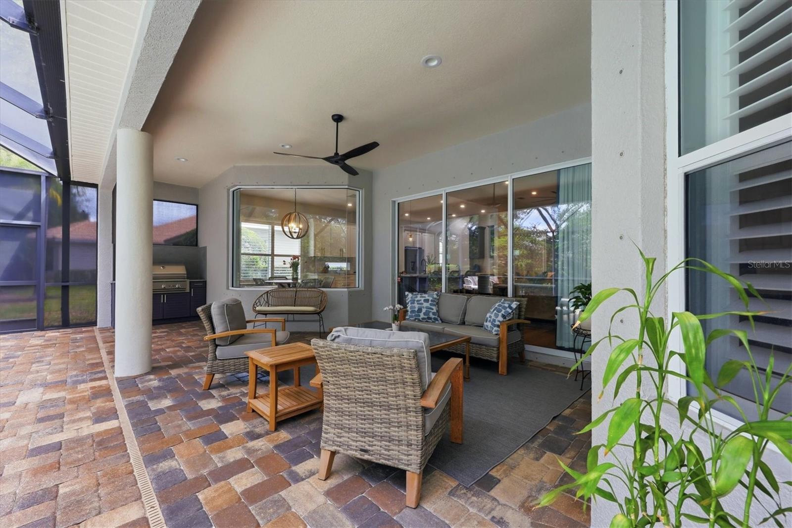 12323 THORNHILL CT, LAKEWOOD RANCH, FL — photo 38