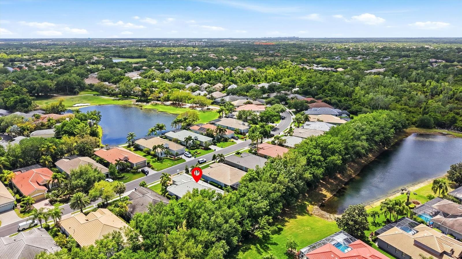 12323 THORNHILL CT, LAKEWOOD RANCH, FL — photo 48