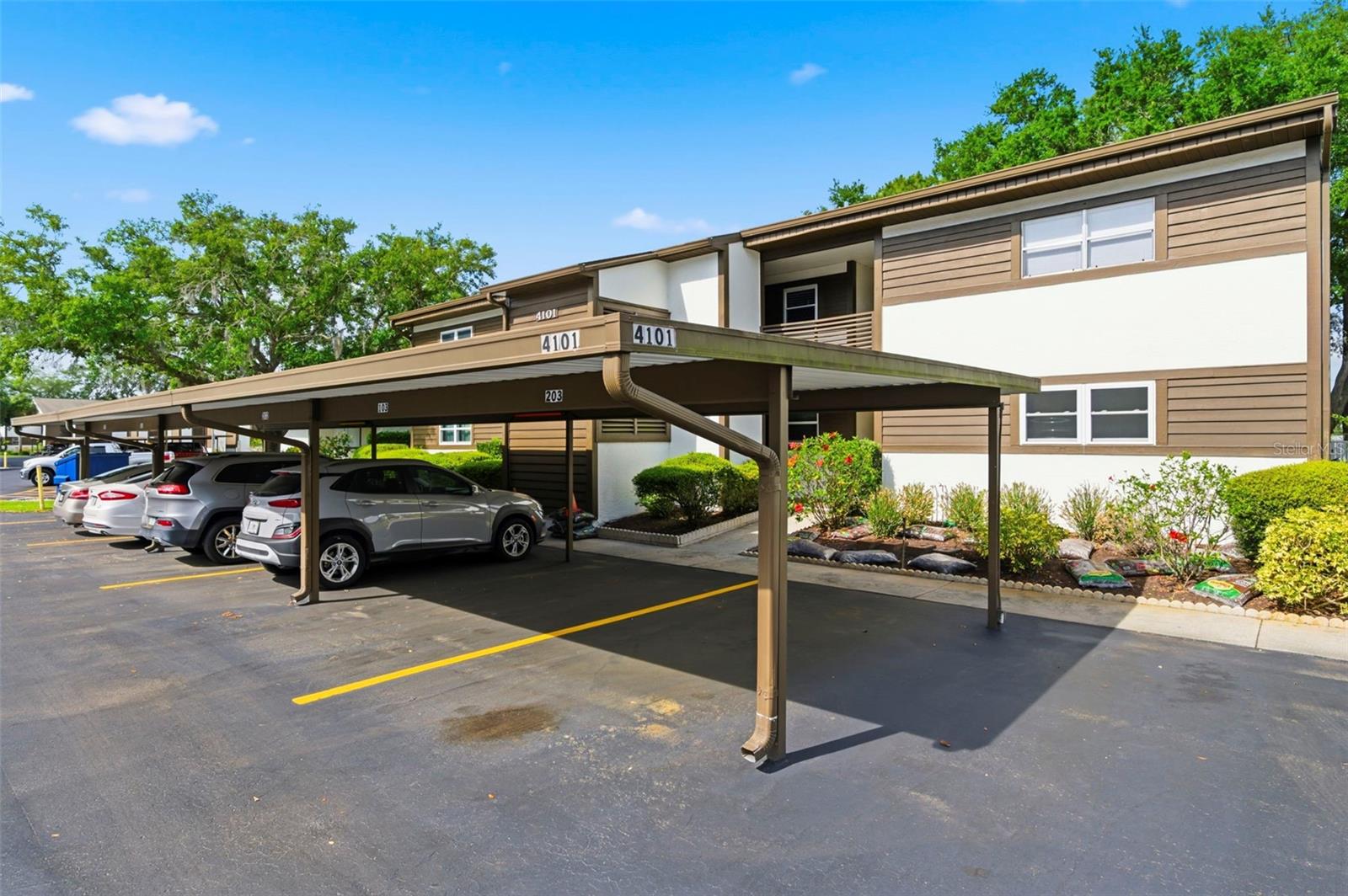 4101 PASSPORT LN #203, NEW PORT RICHEY, FL