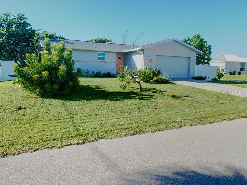 323 DOLPHIN PKWY, PUNTA GORDA, FL
