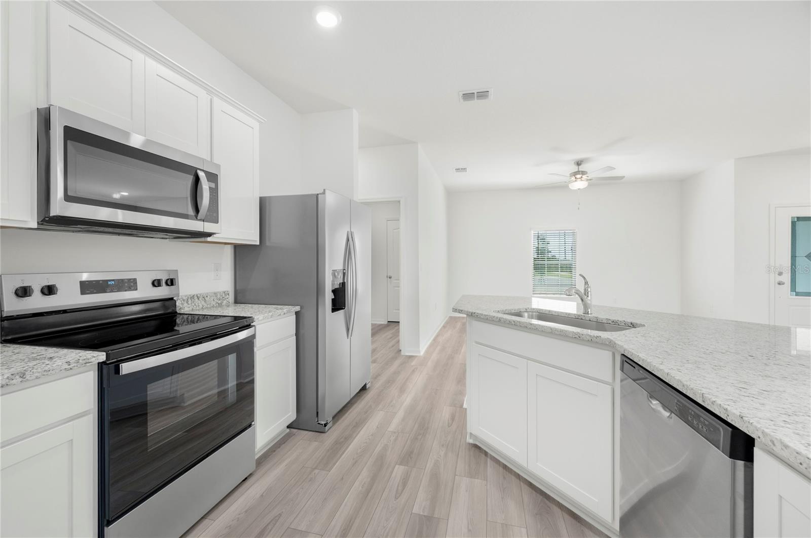 628 TANGELO TER, BABSON PARK, FL — photo 4