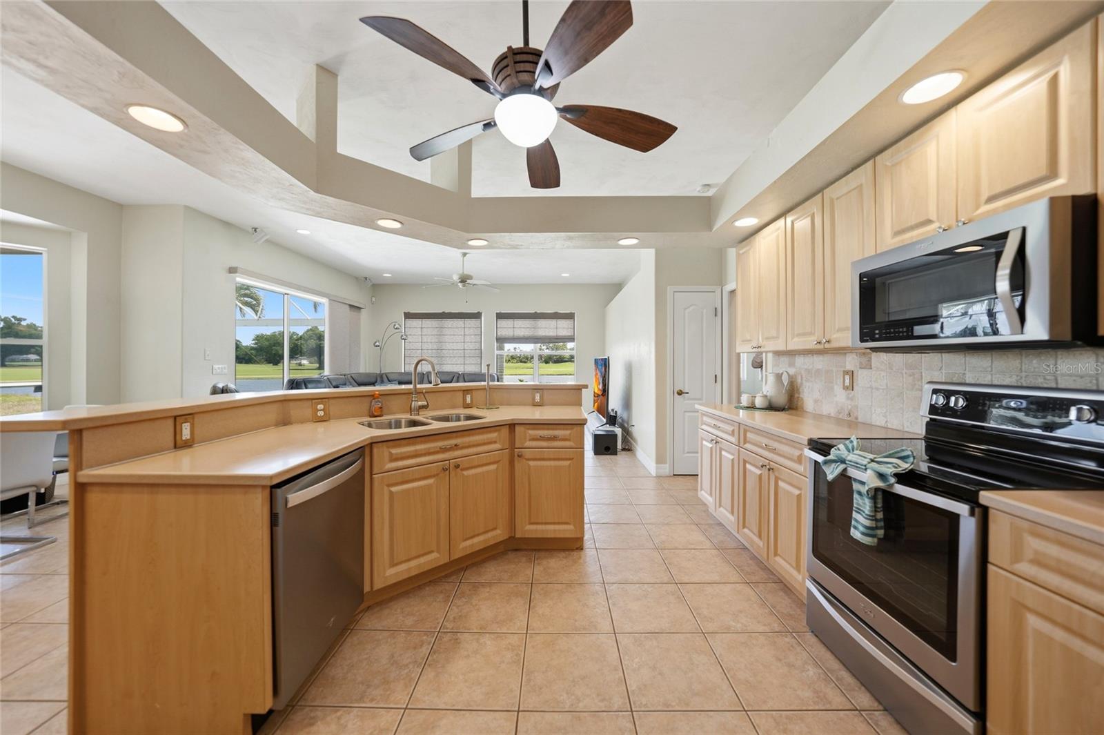1511 NW 29TH PL, CAPE CORAL, FL — photo 12