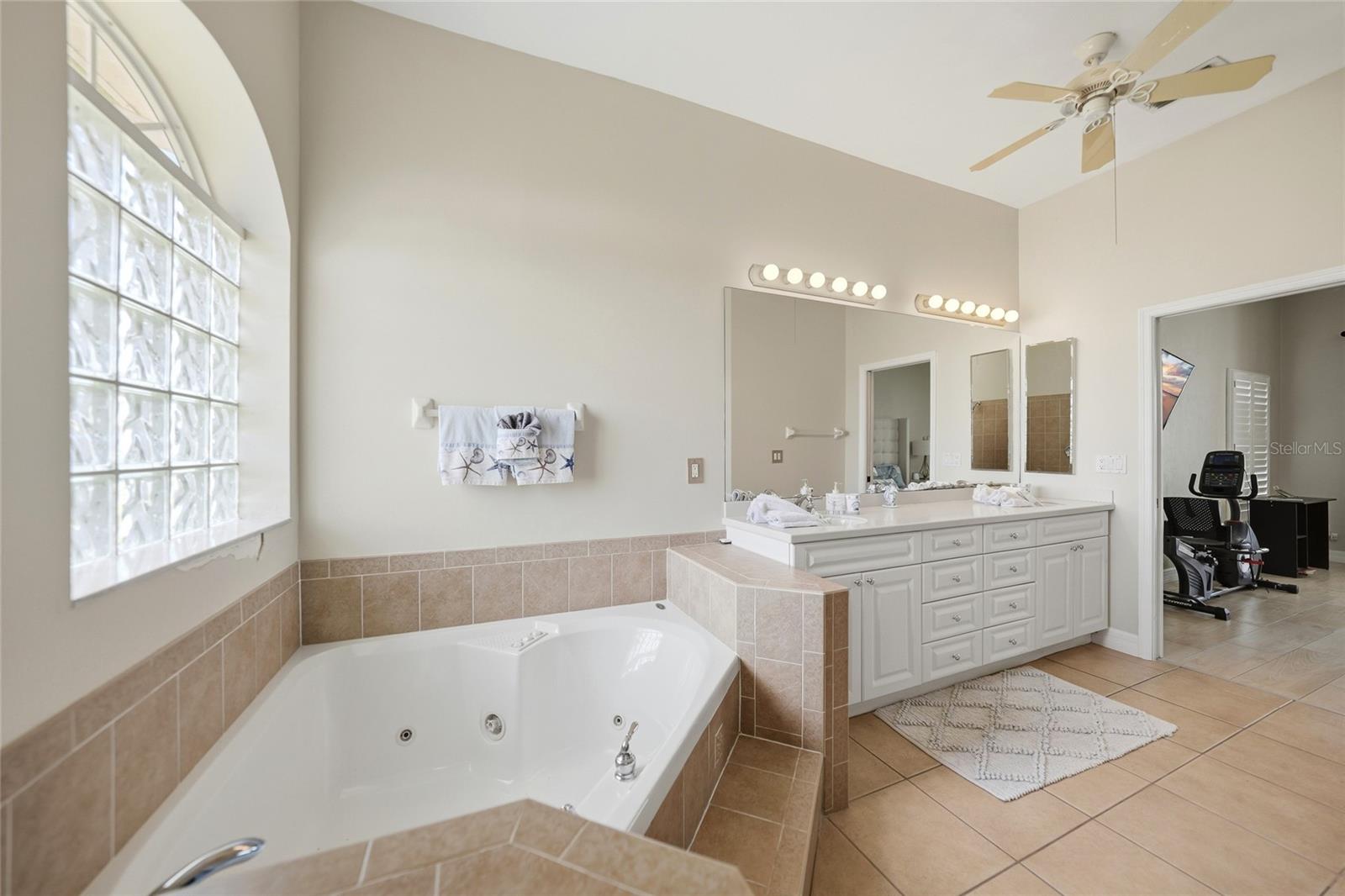 1511 NW 29TH PL, CAPE CORAL, FL — photo 23