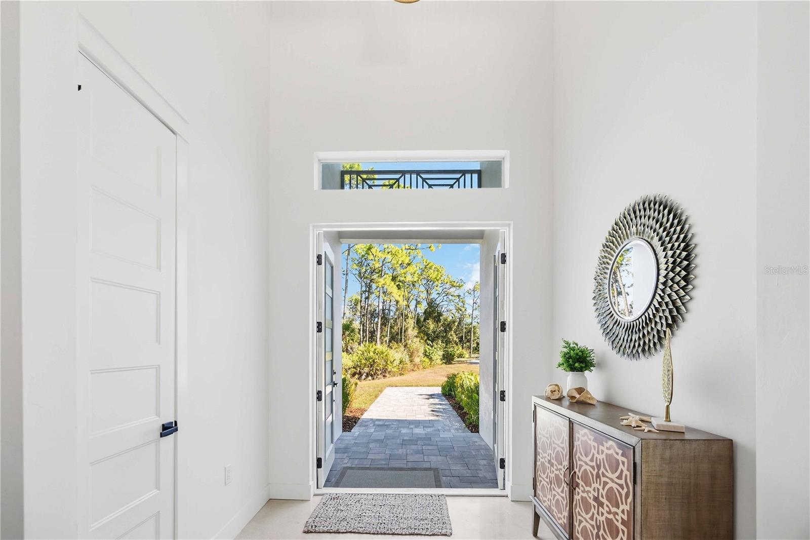 143 CREEK DR SE, PORT CHARLOTTE, FL — photo 4