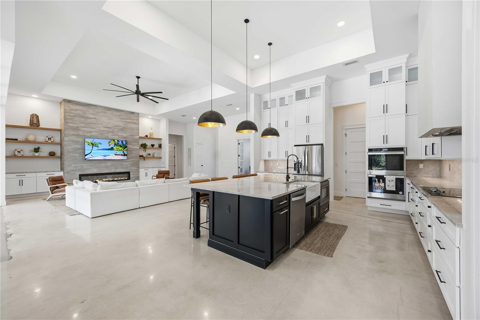 143 CREEK DR SE, PORT CHARLOTTE, FL — photo 17