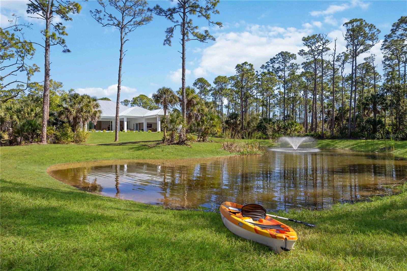 143 CREEK DR SE, PORT CHARLOTTE, FL — photo 77