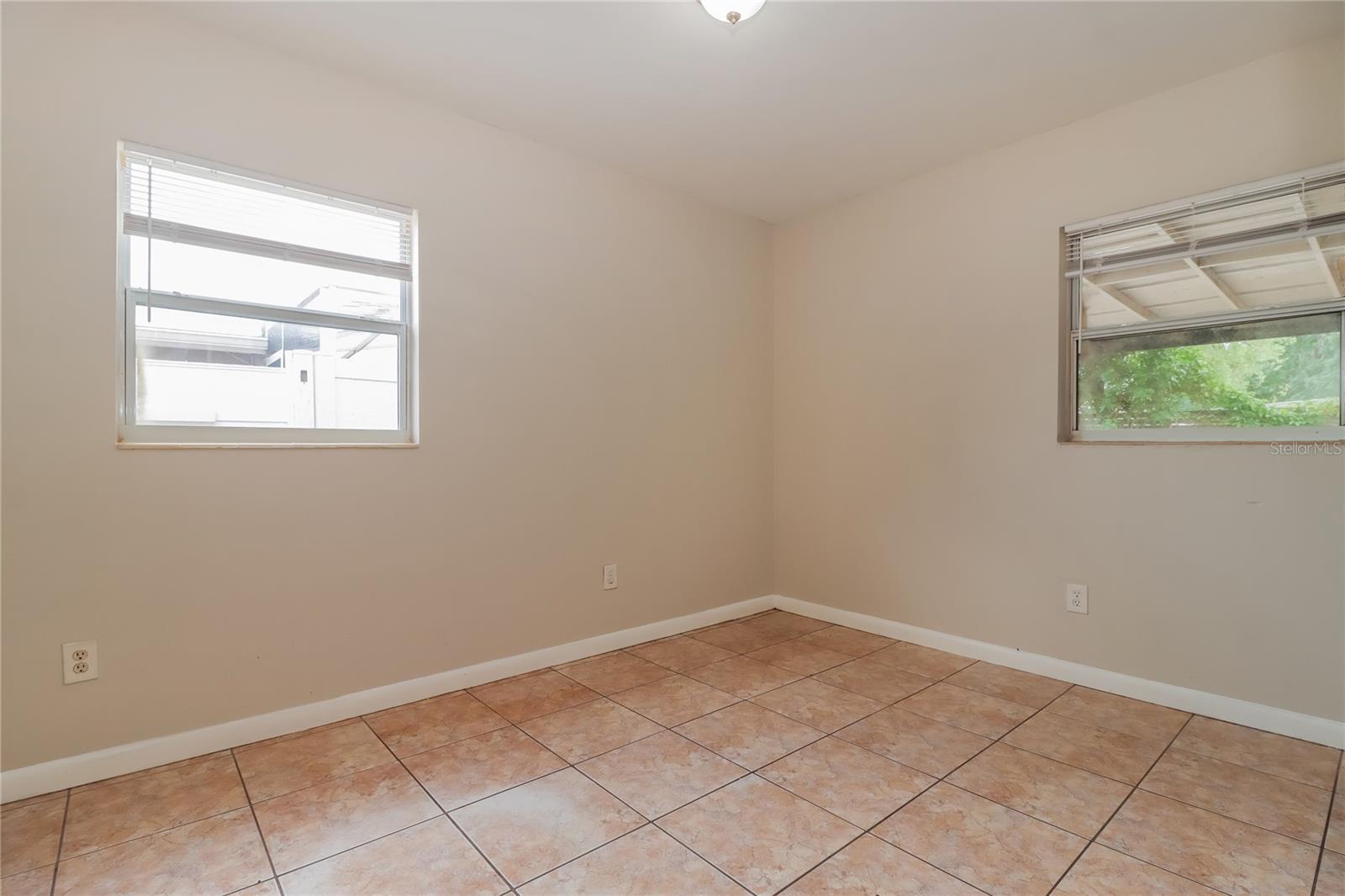 5103 MURRAY HILL DR, TAMPA, FL — photo 10