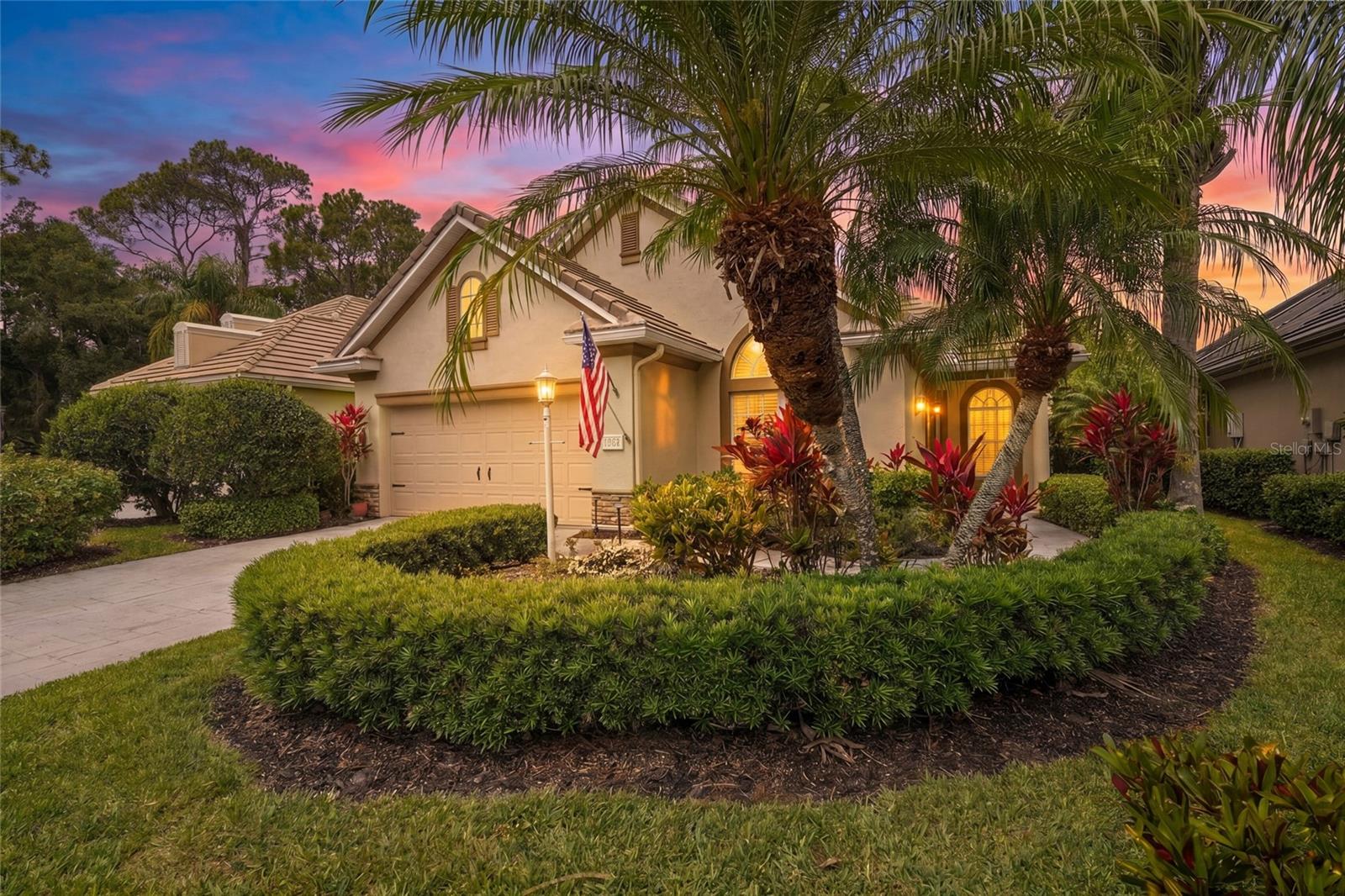 7822 TROON CT, LAKEWOOD RANCH, FL — photo 2