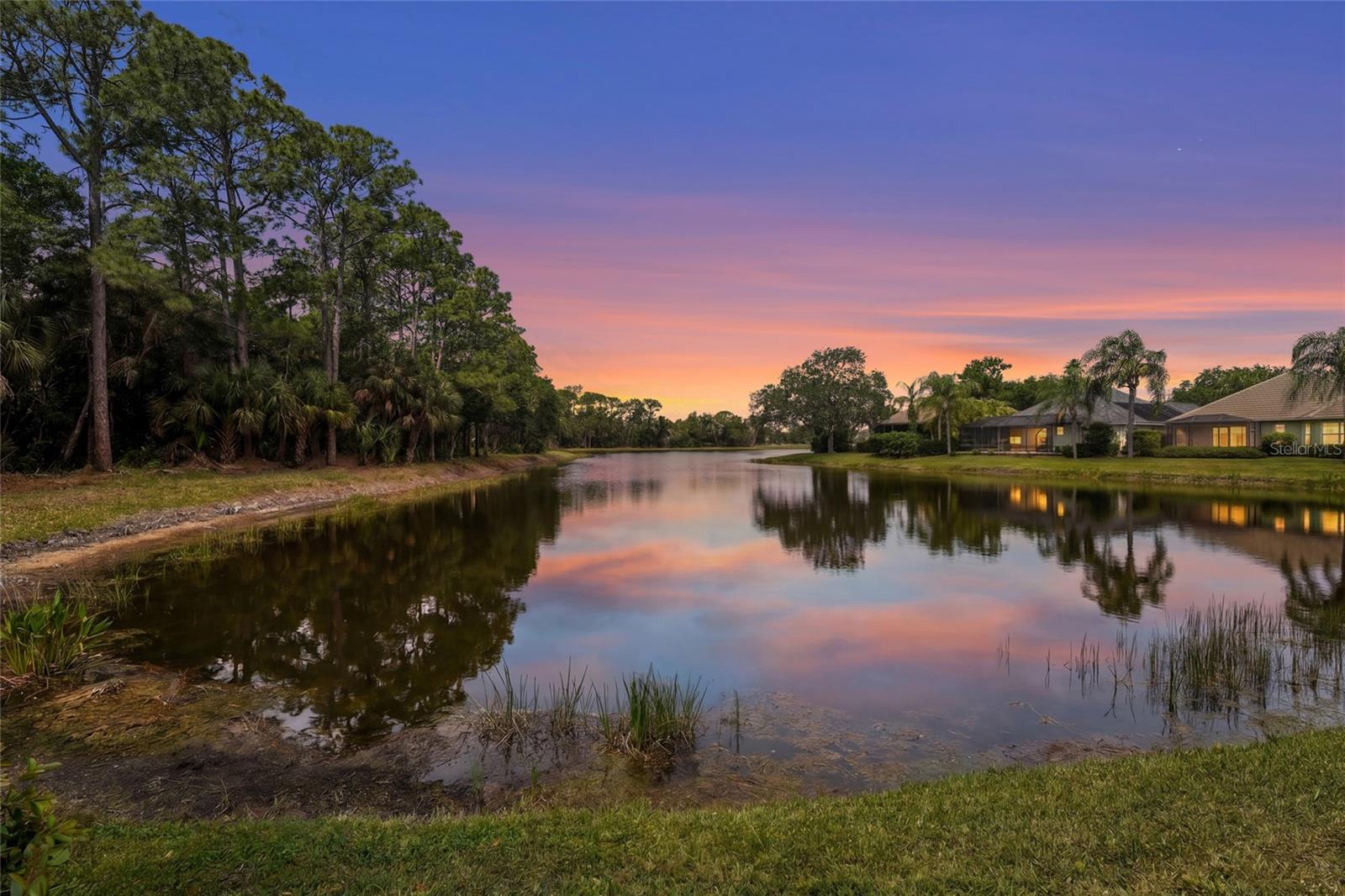 7822 TROON CT, LAKEWOOD RANCH, FL — photo 4