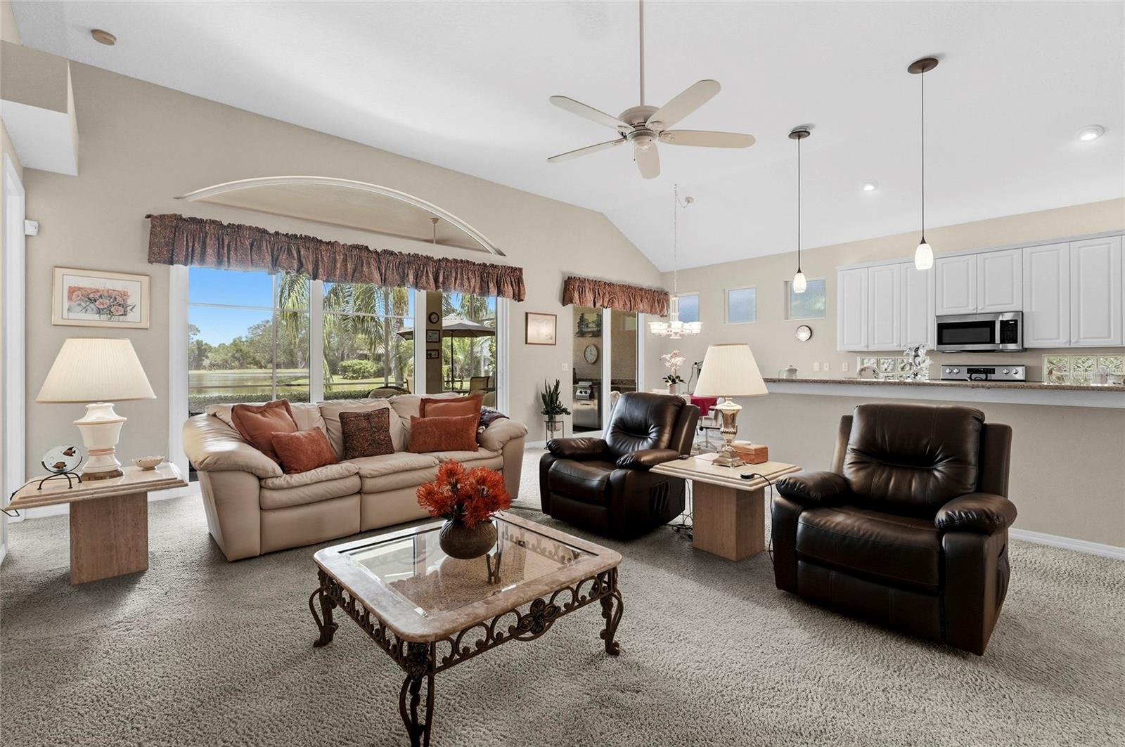 7822 TROON CT, LAKEWOOD RANCH, FL — photo 8