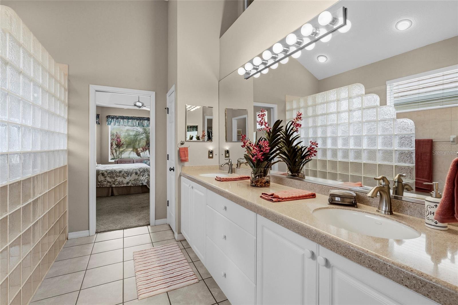 7822 TROON CT, LAKEWOOD RANCH, FL — photo 11
