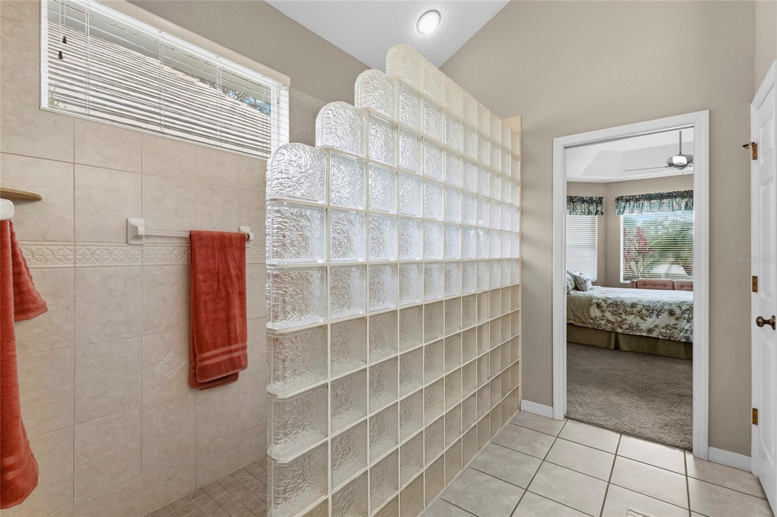 7822 TROON CT, LAKEWOOD RANCH, FL — photo 12