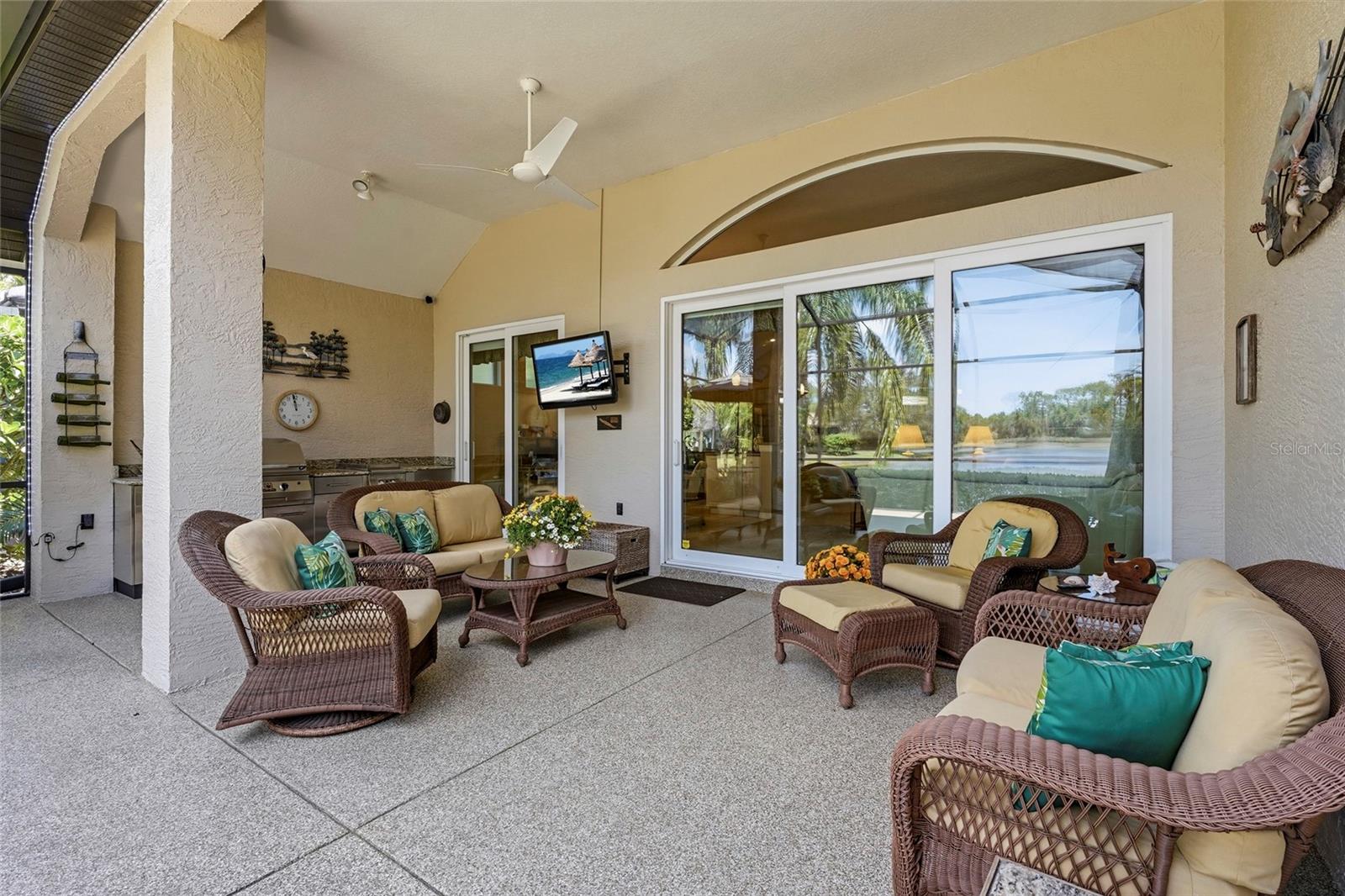 7822 TROON CT, LAKEWOOD RANCH, FL — photo 48