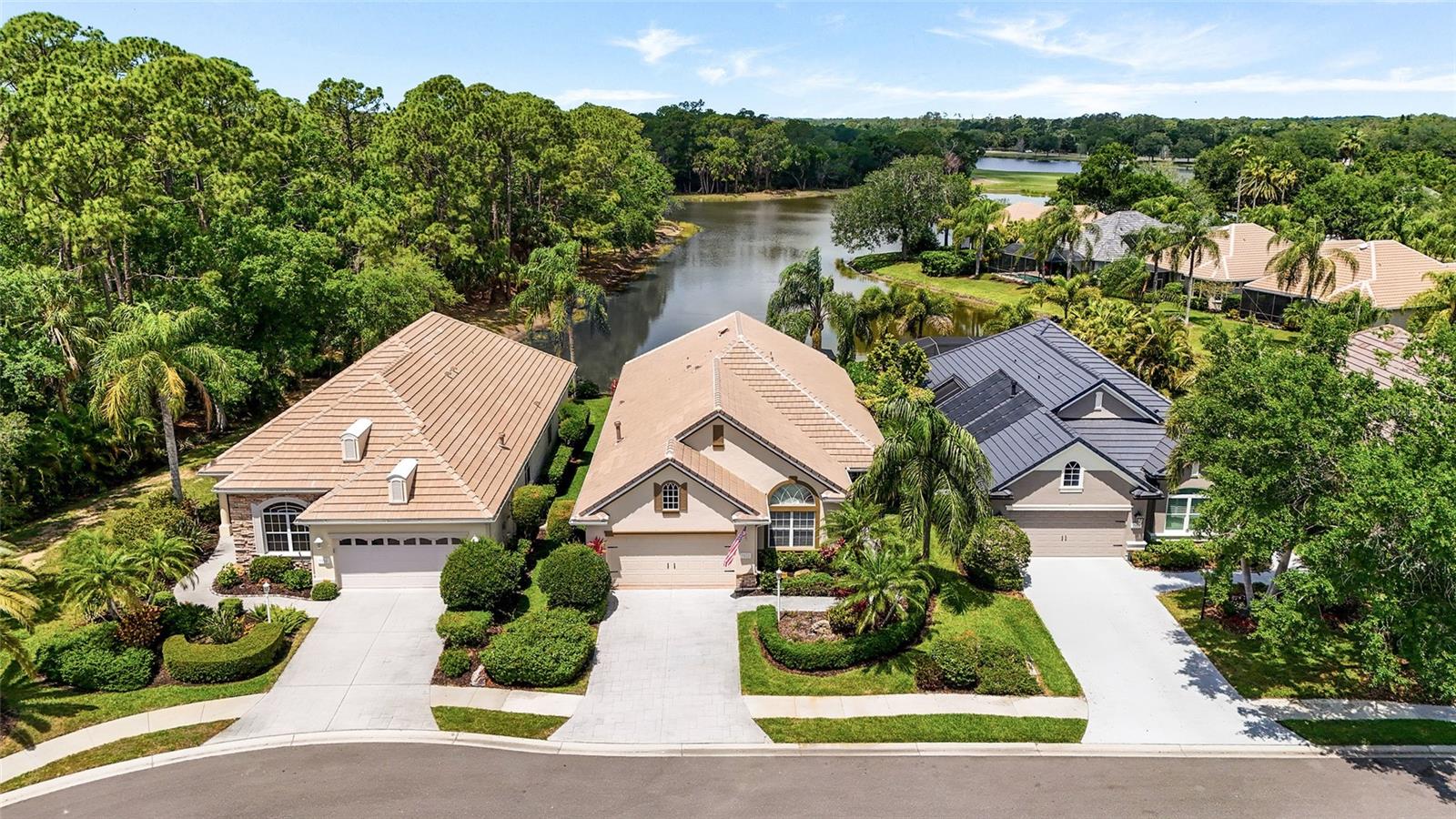 7822 TROON CT, LAKEWOOD RANCH, FL — photo 56