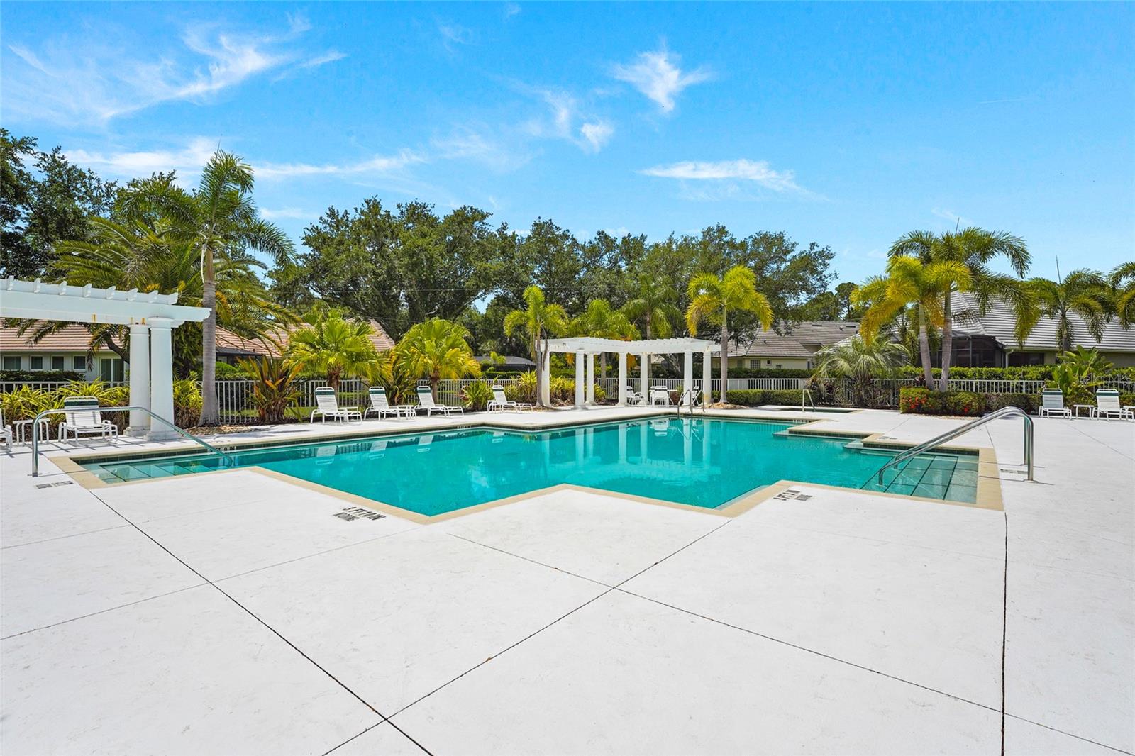 7822 TROON CT, LAKEWOOD RANCH, FL — photo 68