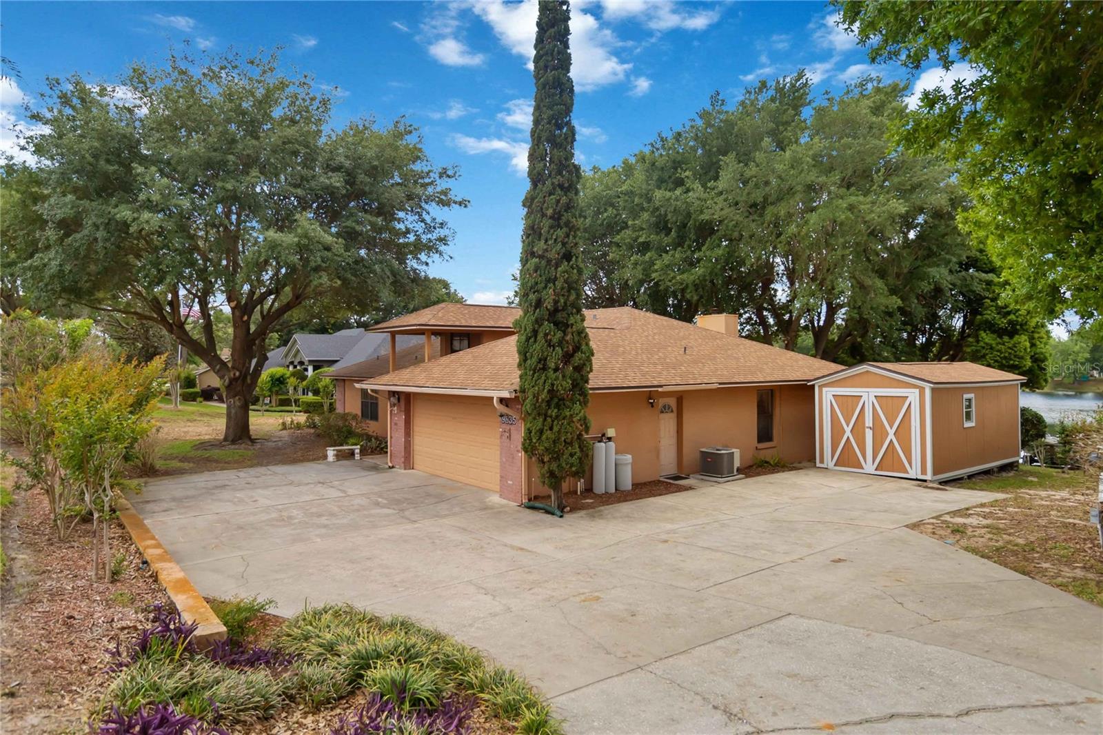 9835 LAKESHORE DR, CLERMONT, FL — photo 9