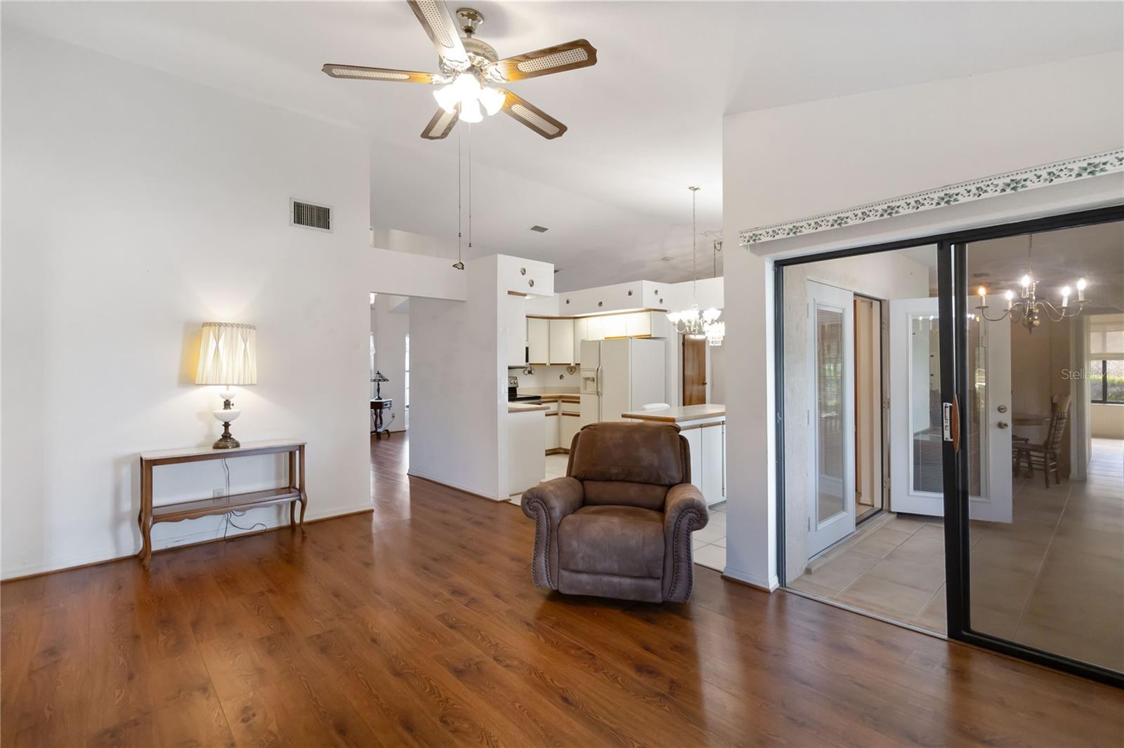 9835 LAKESHORE DR, CLERMONT, FL — photo 31