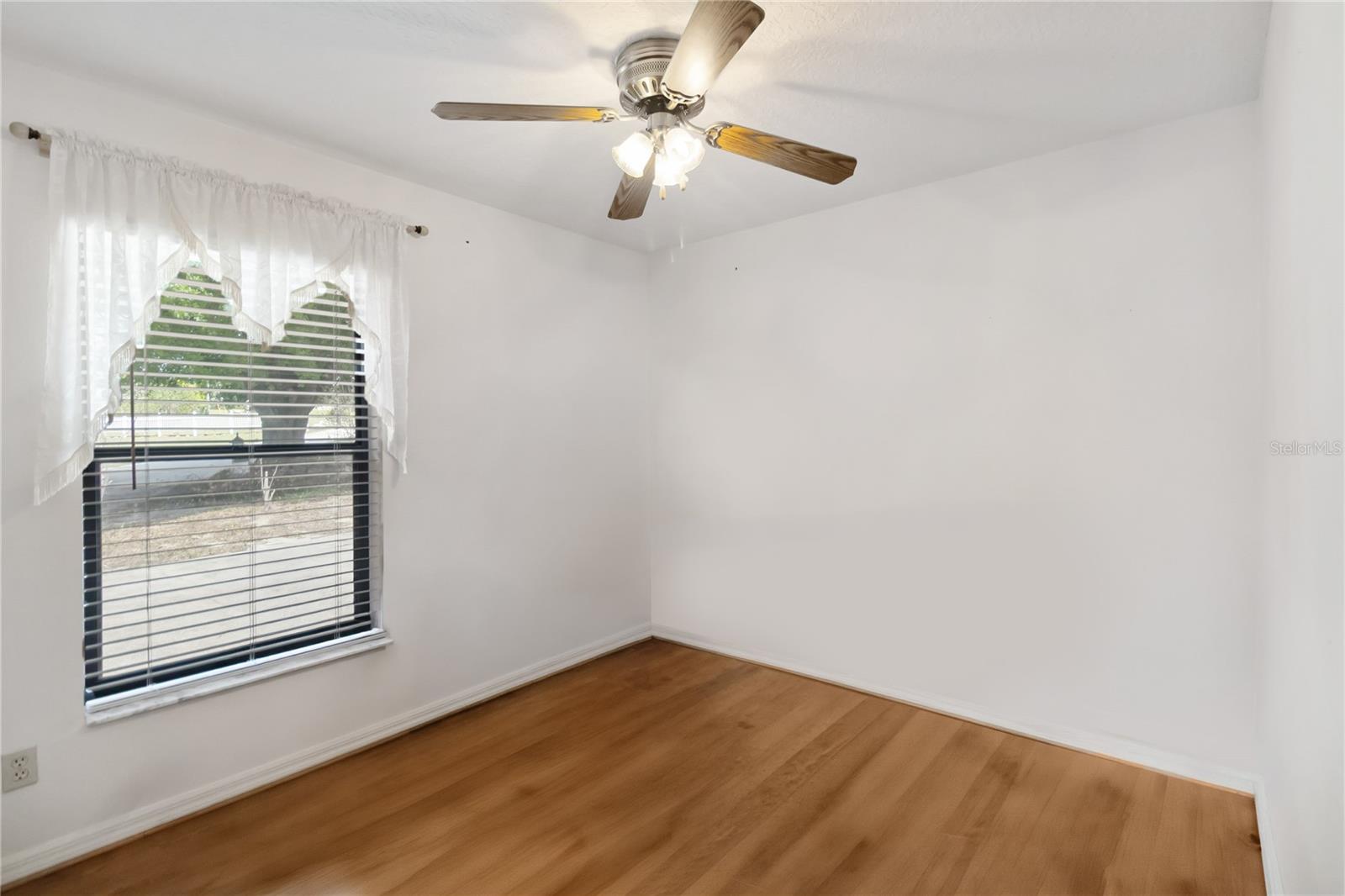 9835 LAKESHORE DR, CLERMONT, FL — photo 55