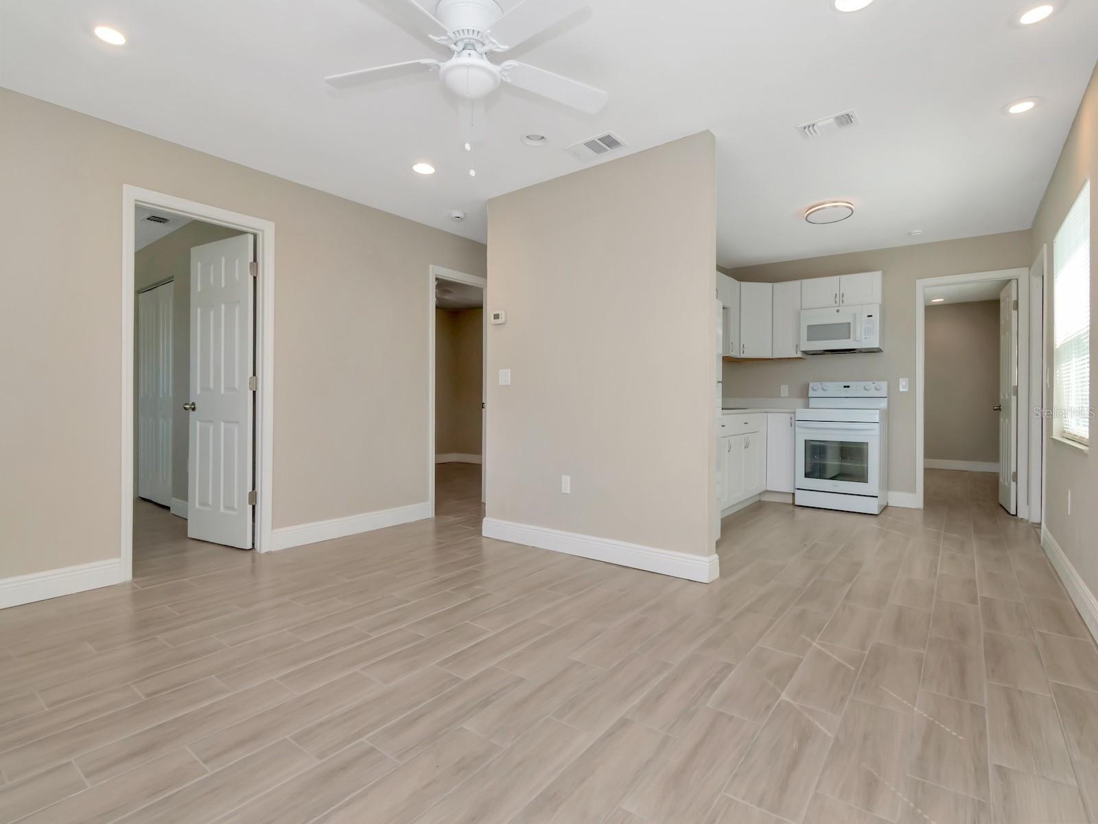 1211 62ND AVE E, BRADENTON, FL — photo 6