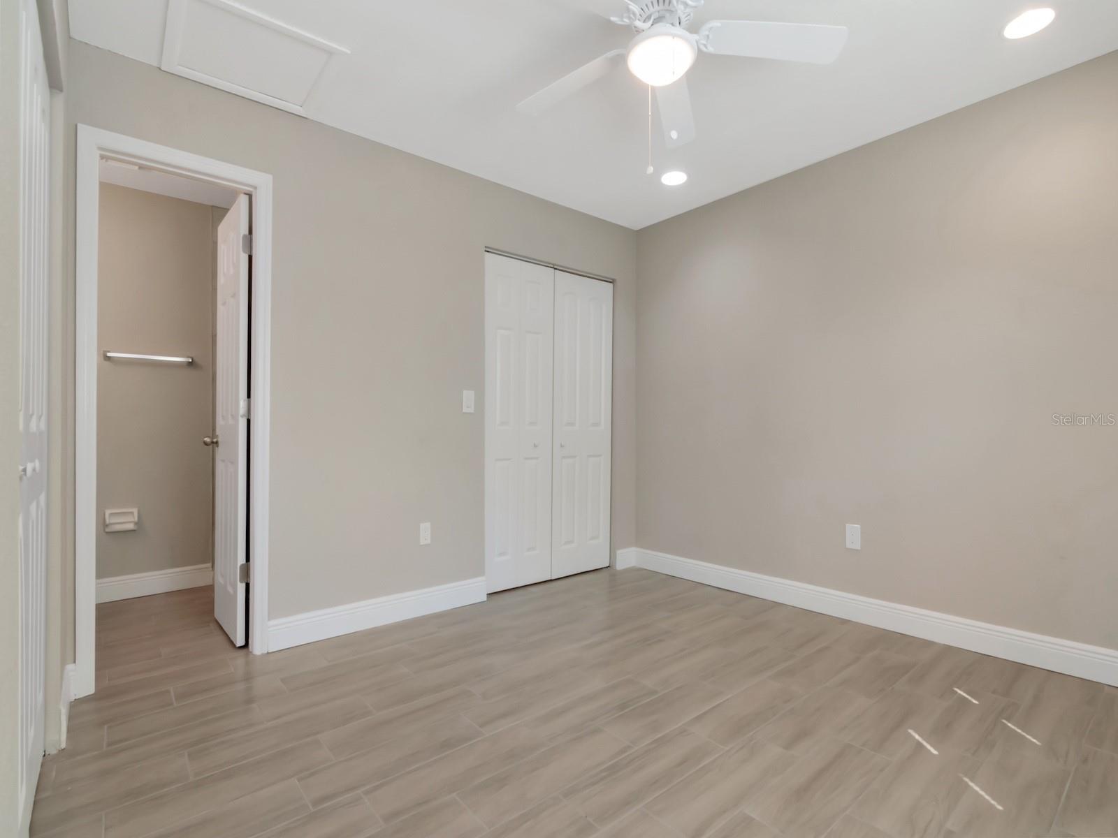 1211 62ND AVE E, BRADENTON, FL — photo 11